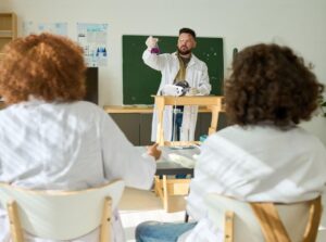 Hands-On or Hands-In? Striking the Right Balance Between Physical and Virtual Experiments in STEM Education